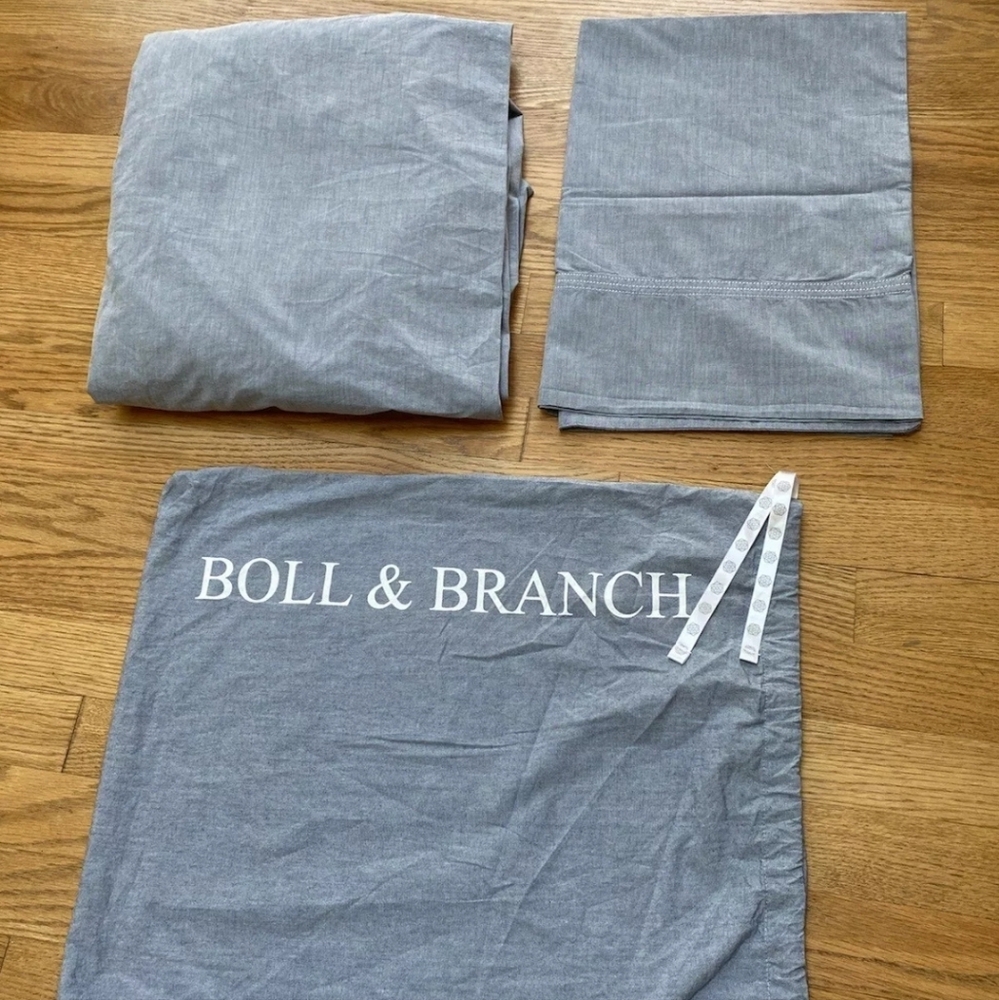 Boll & Branch Chambray Triple Stitch Twin Fitted Sheet Standard Pillowcase Set